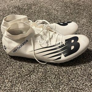 Great condition- men’s size 13 new balance sd100 track spikes